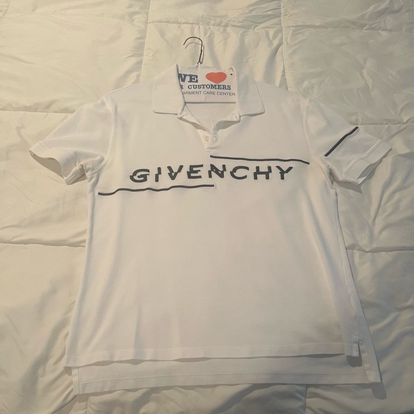 Givenchy - Picture 1 of 1